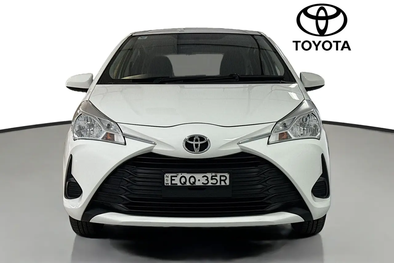 2019 Toyota Yaris Gallery Image 2