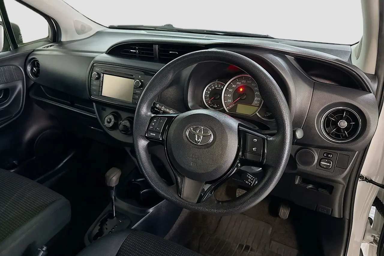 2019 Toyota Yaris Gallery Image 22