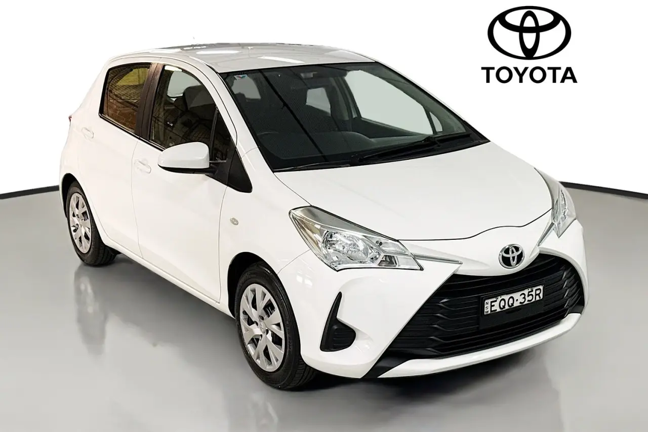 2019 Toyota Yaris Gallery Image 30