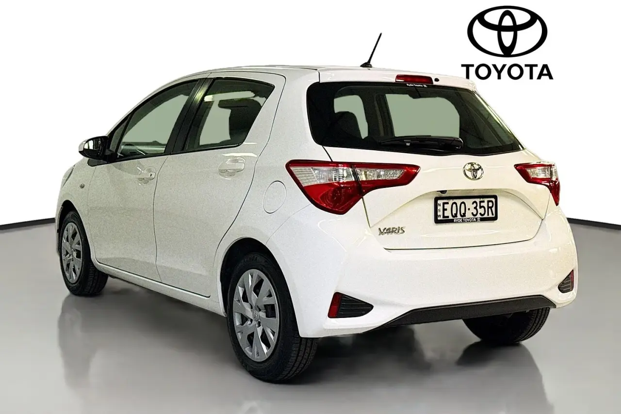 2019 Toyota Yaris Gallery Image 6