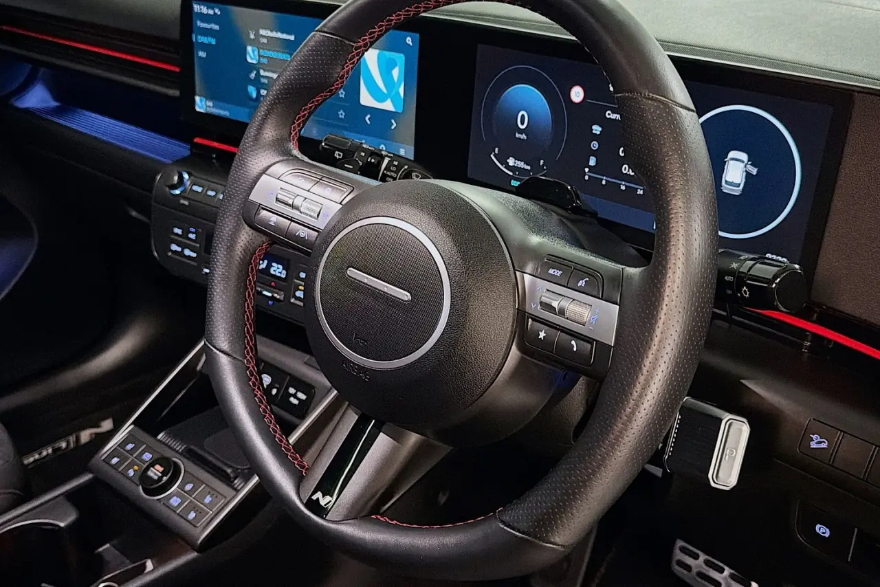 2025 Hyundai Kona Gallery Image 14