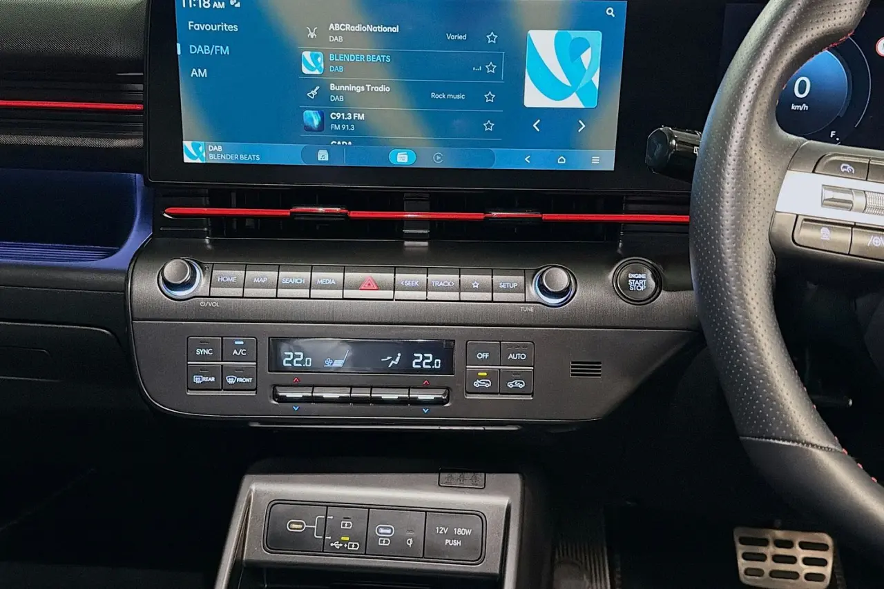 2025 Hyundai Kona Gallery Image 15