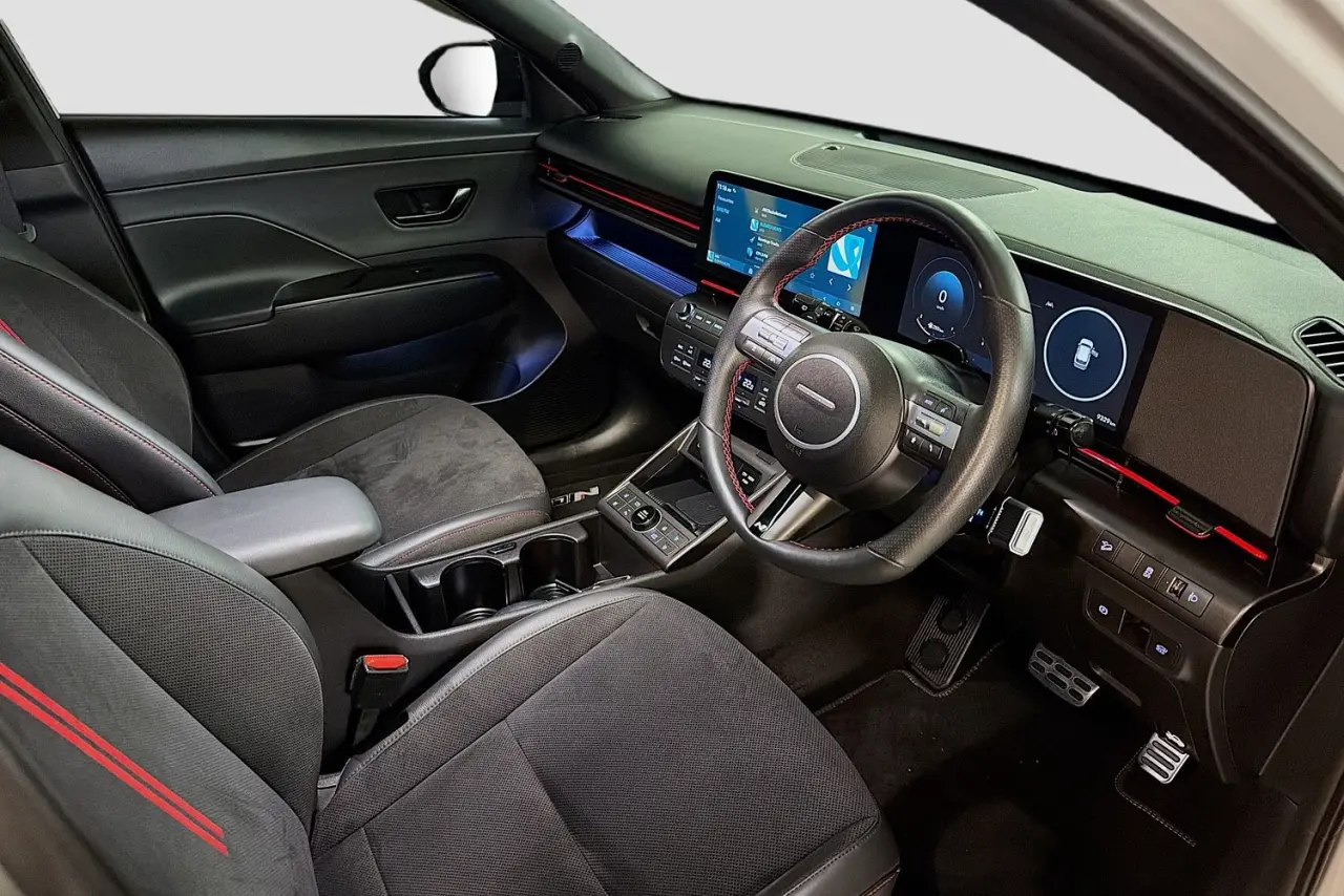 2025 Hyundai Kona Gallery Image 23
