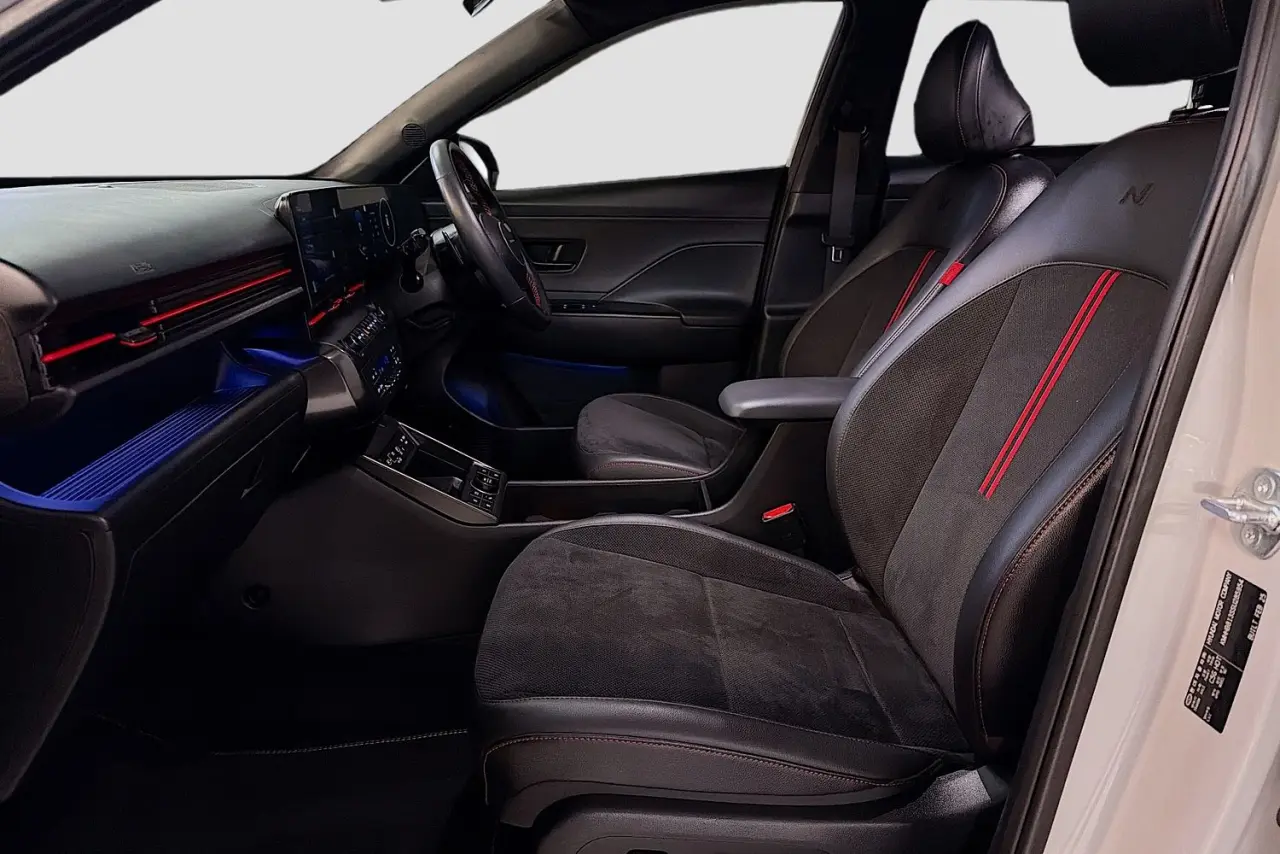 2025 Hyundai Kona Gallery Image 25