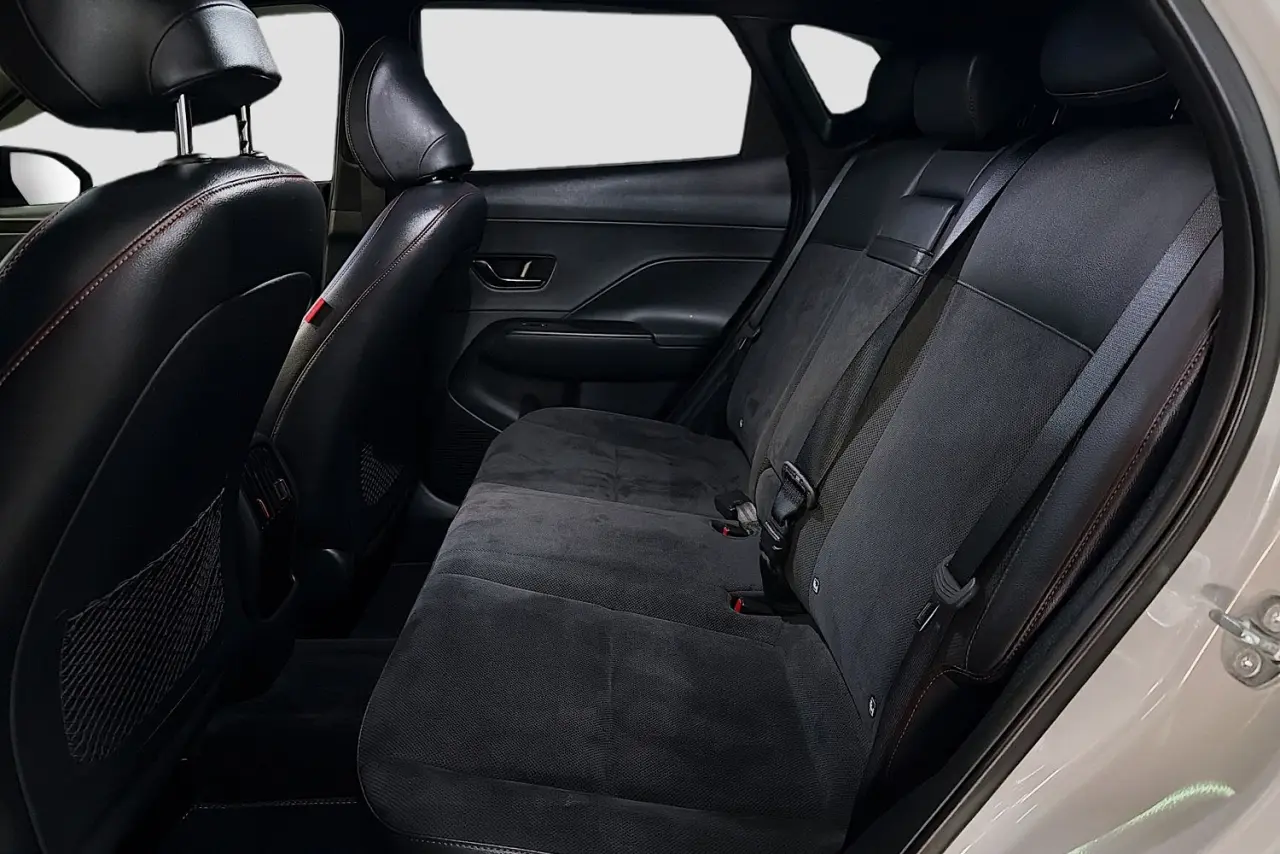 2025 Hyundai Kona Gallery Image 26