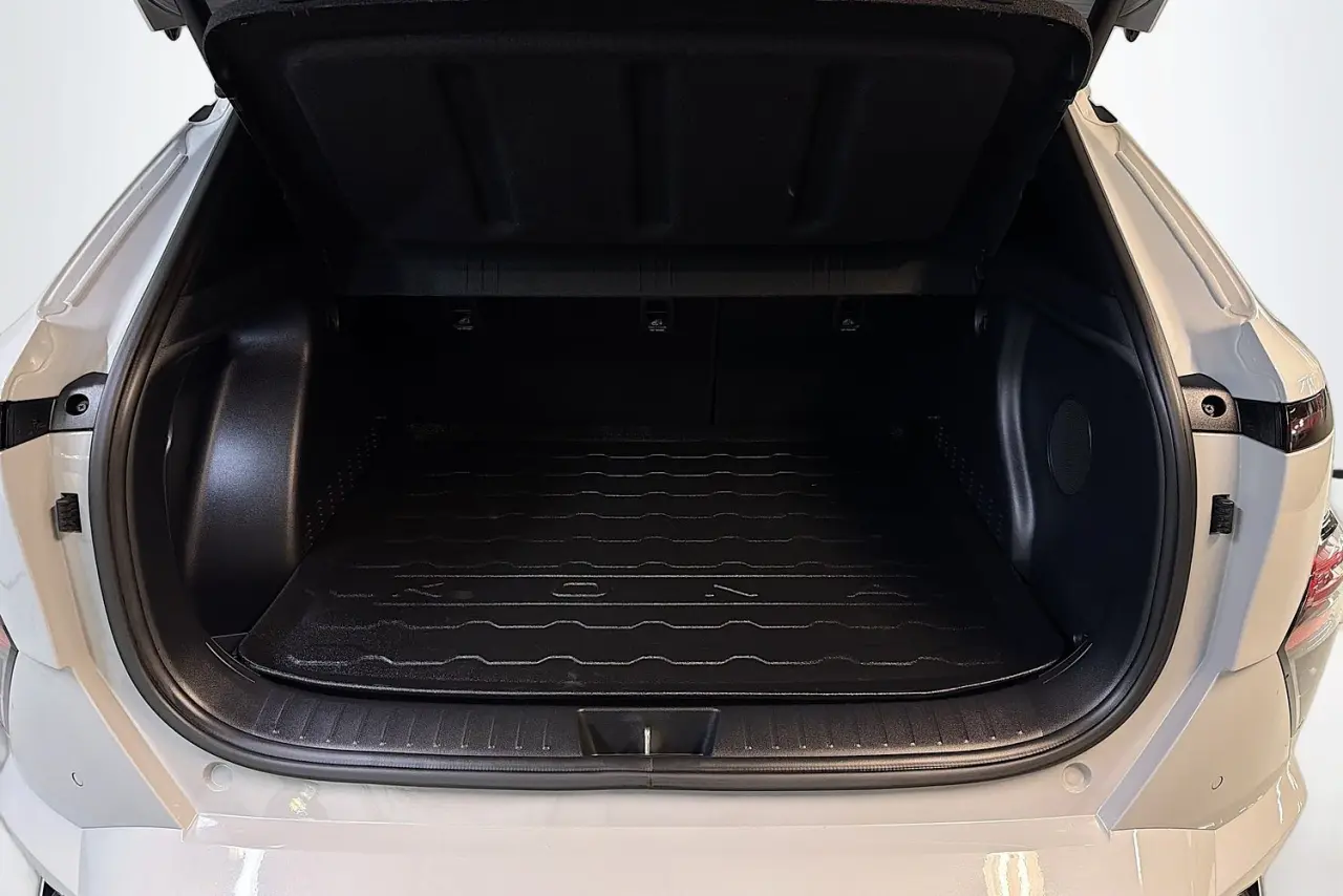 2025 Hyundai Kona Gallery Image 29