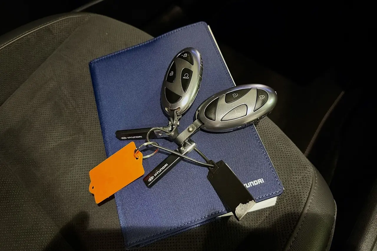 2025 Hyundai Kona Gallery Image 32