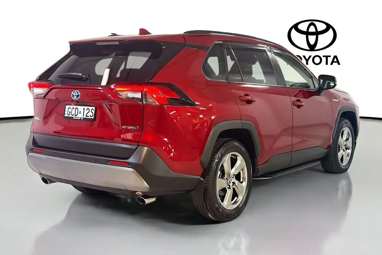 2019 Toyota RAV4 Gallery Image 10