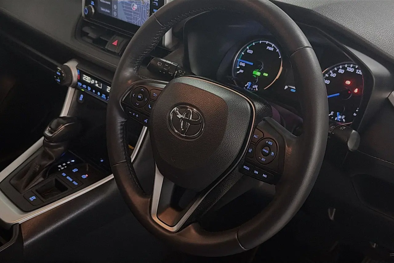 2019 Toyota RAV4 Gallery Image 14