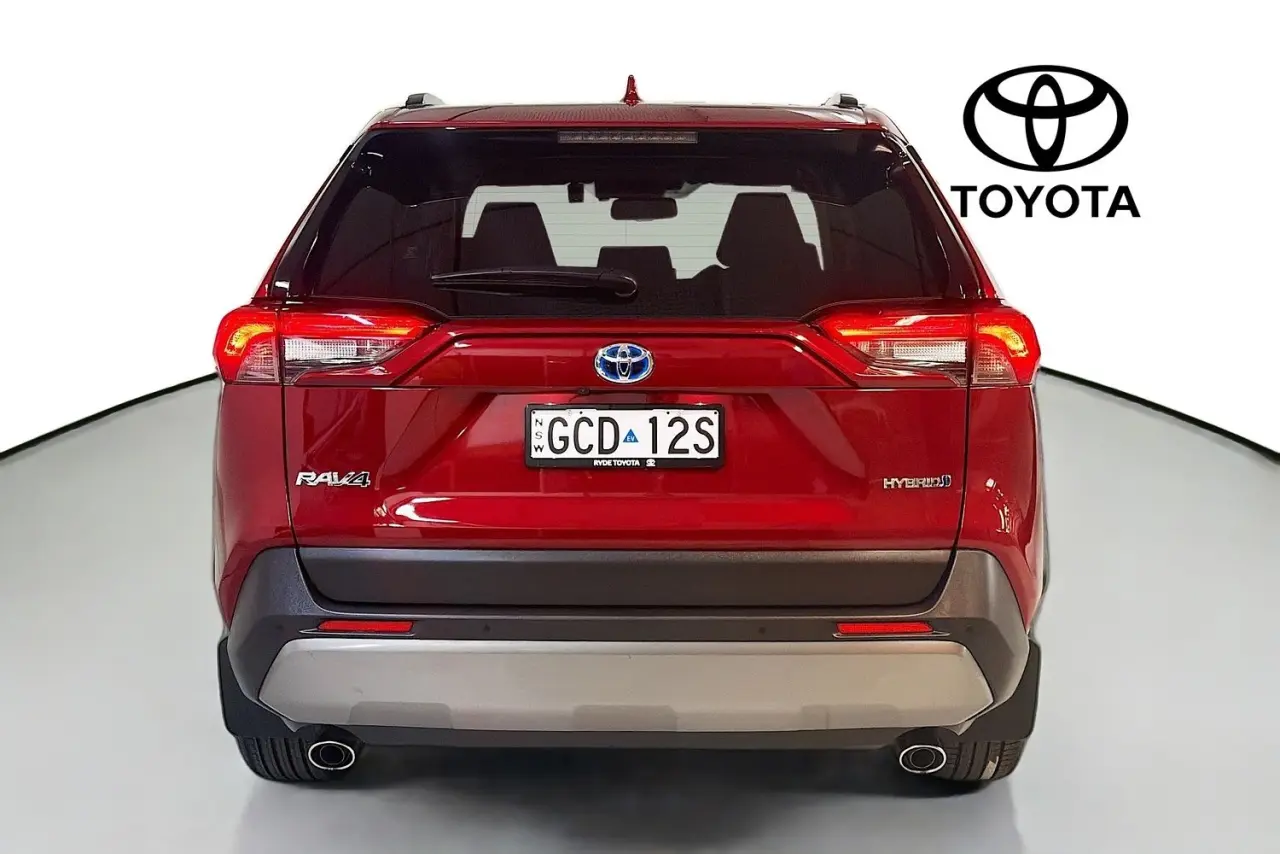 2019 Toyota RAV4 Gallery Image 7