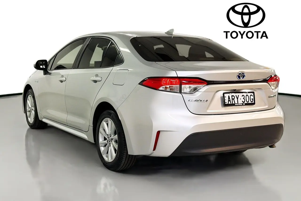 2024 Toyota Corolla Gallery Image 6