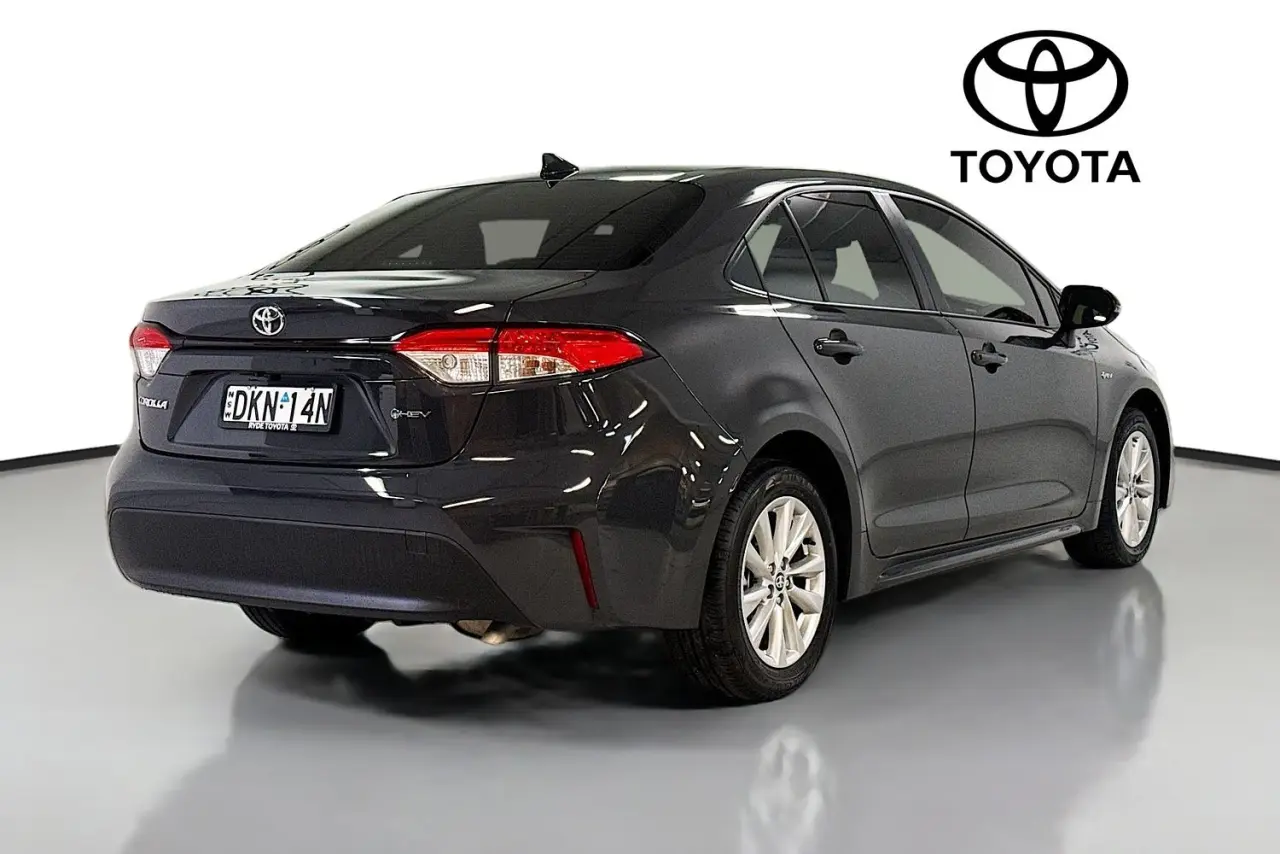 2025 Toyota Corolla Gallery Image 10