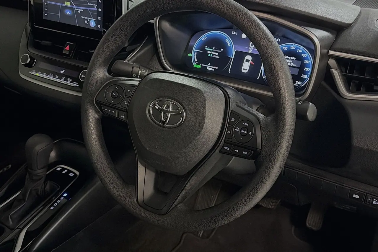 2025 Toyota Corolla Gallery Image 14