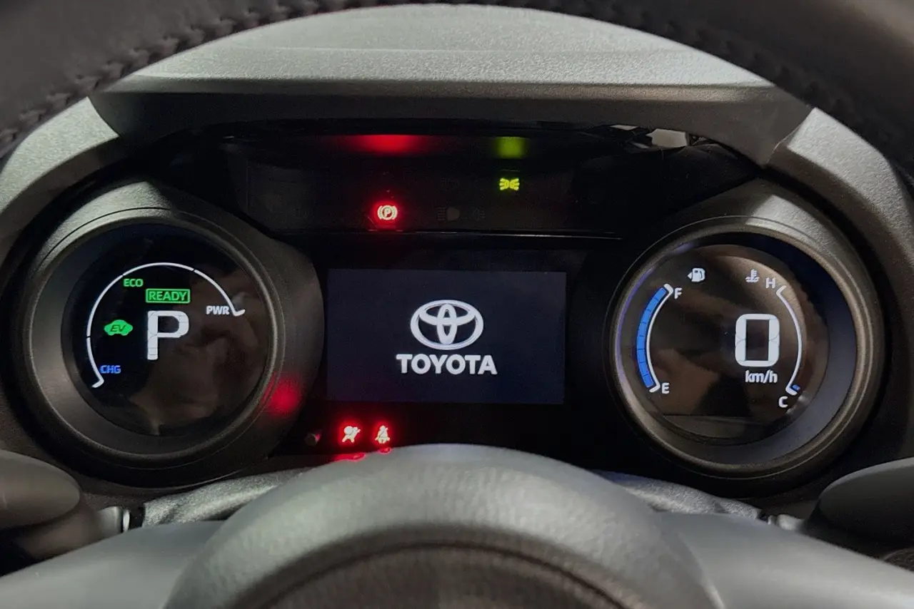 2021 Toyota Yaris Gallery Image 22