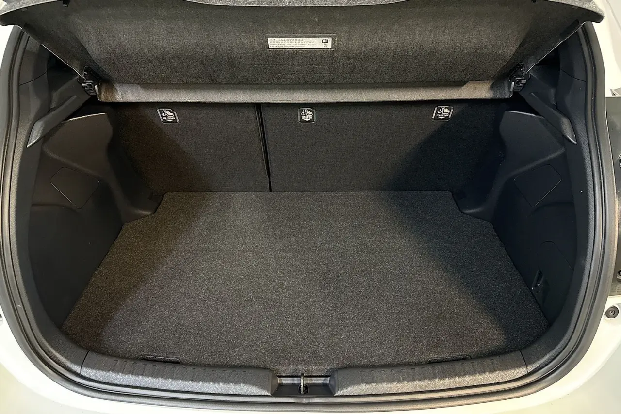 2021 Toyota Yaris Gallery Image 27