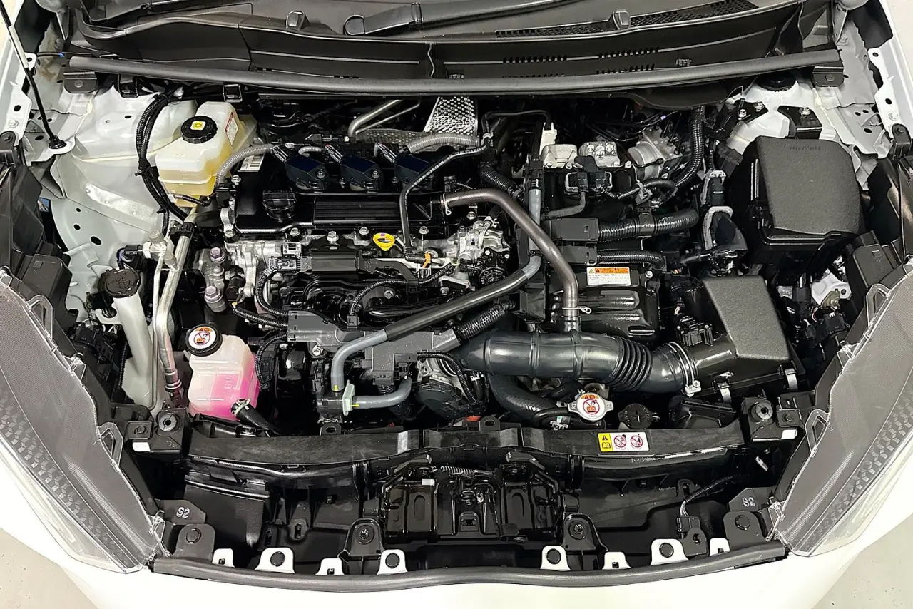 2021 Toyota Yaris Gallery Image 29