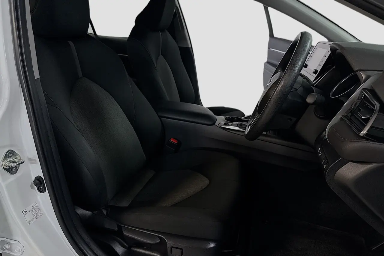 2023 Toyota Camry Gallery Image 13