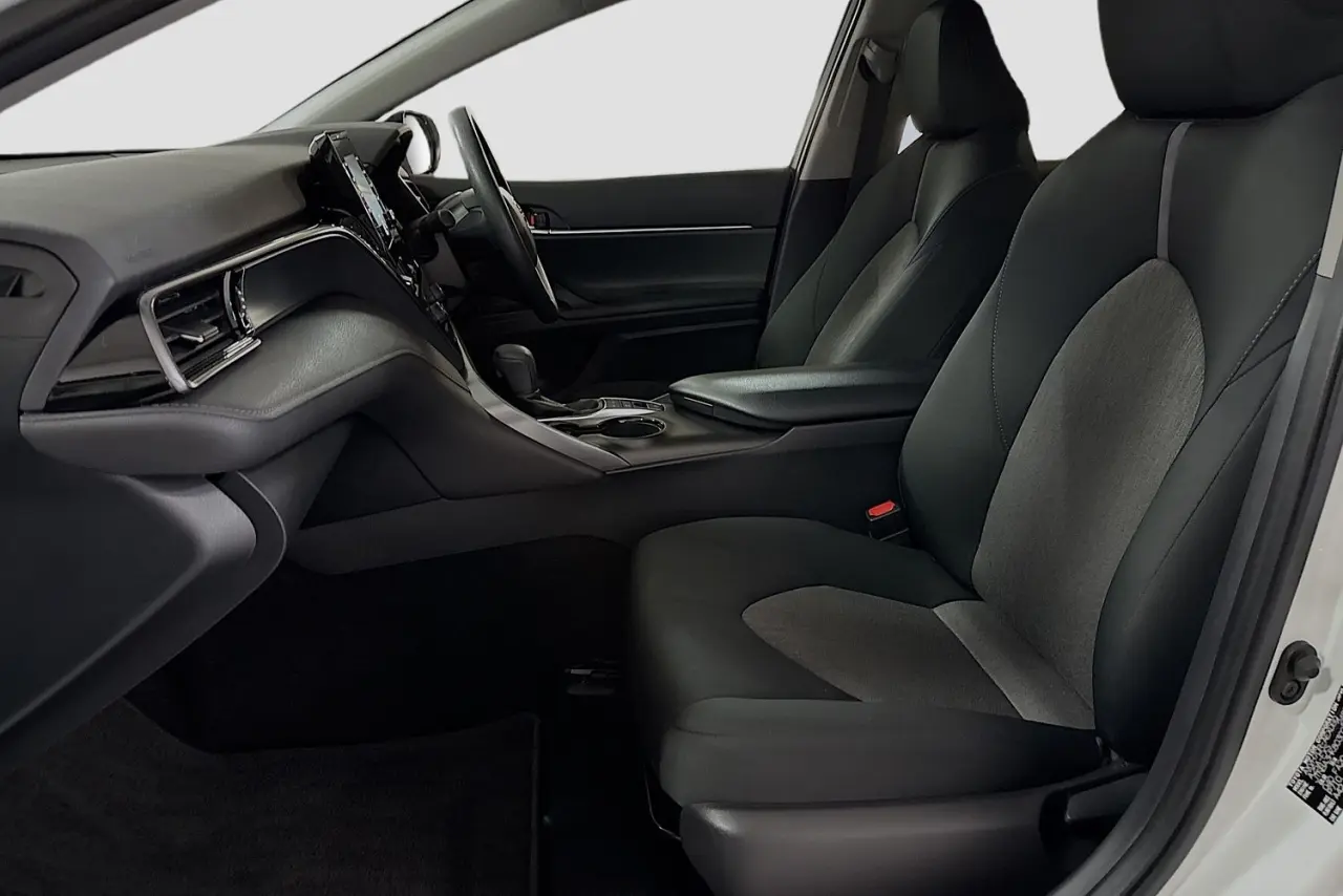 2023 Toyota Camry Gallery Image 24