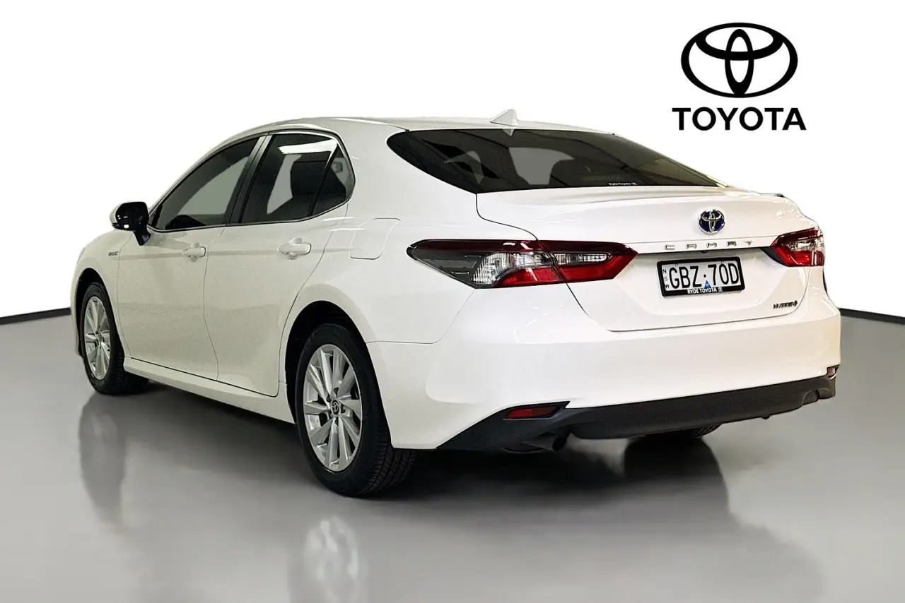 2023 Toyota Camry Gallery Image 6