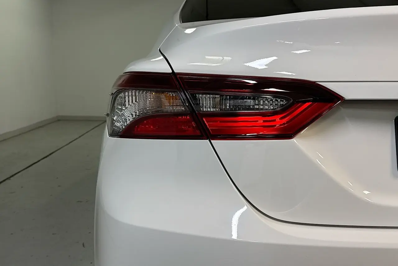 2023 Toyota Camry Gallery Image 8