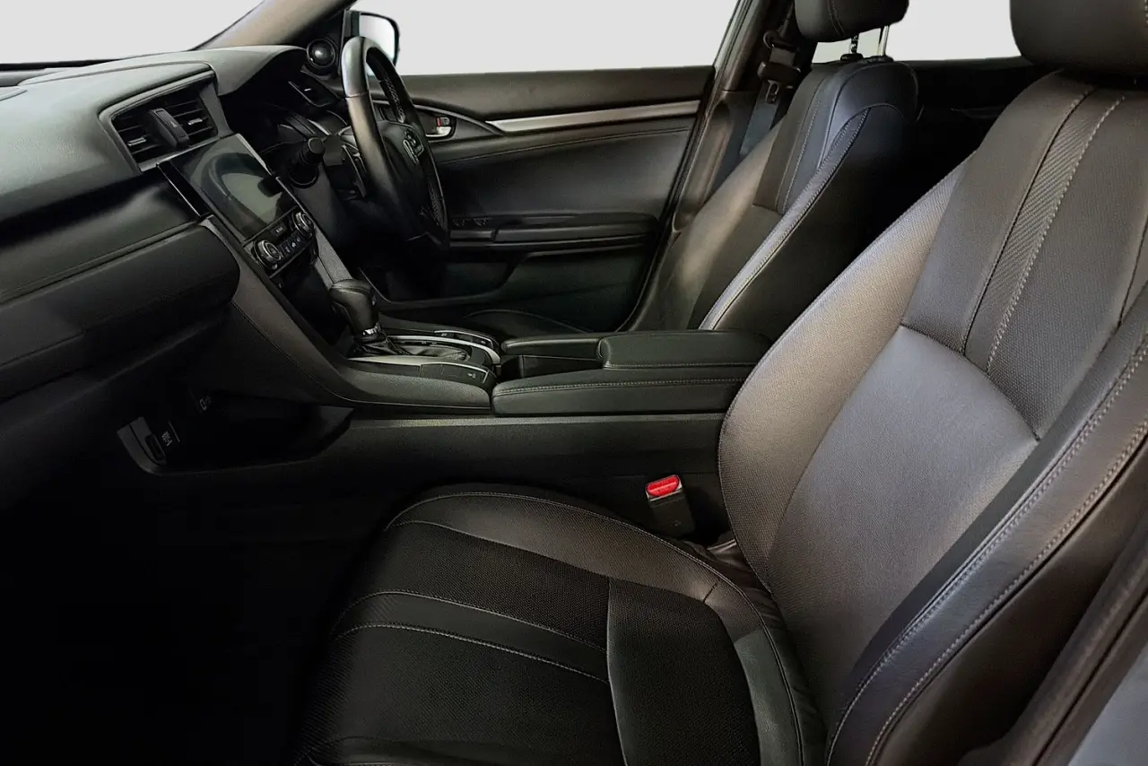 2019 Honda Civic Gallery Image 25