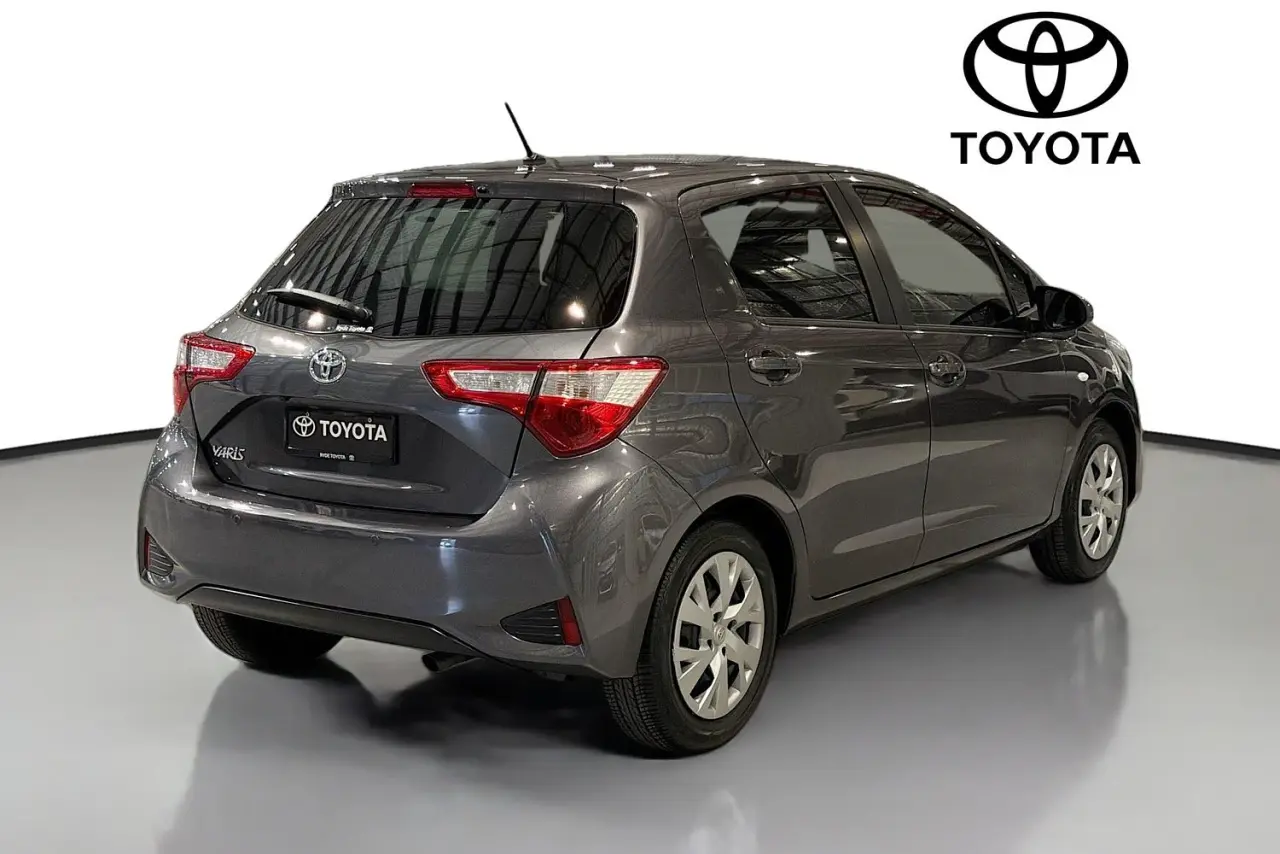 2020 Toyota Yaris Gallery Image 10
