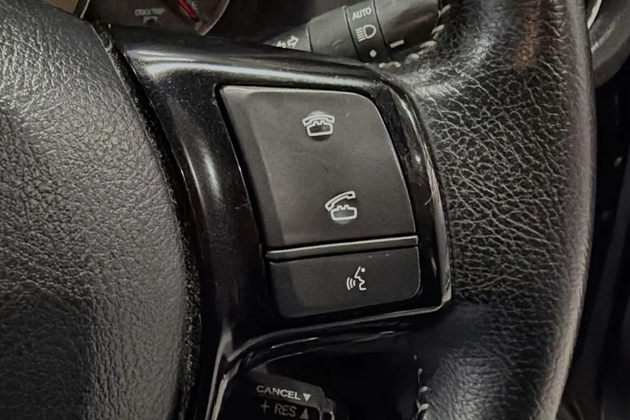 2020 Toyota Yaris Gallery Image 20
