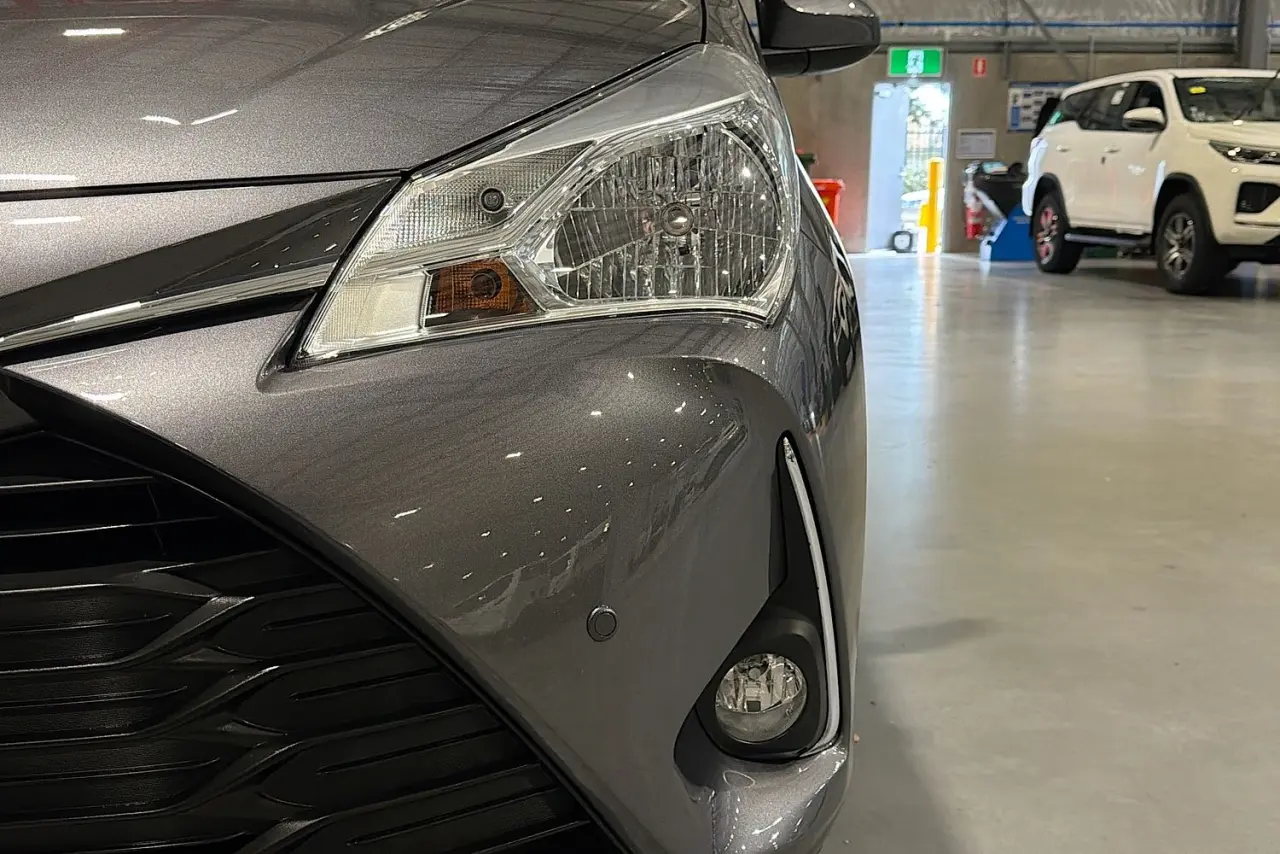 2020 Toyota Yaris Gallery Image 3
