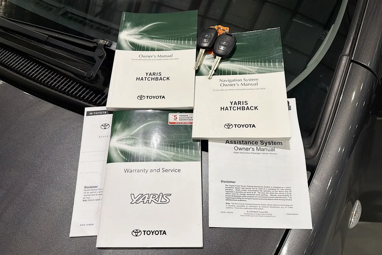 2020 Toyota Yaris Gallery Image 30