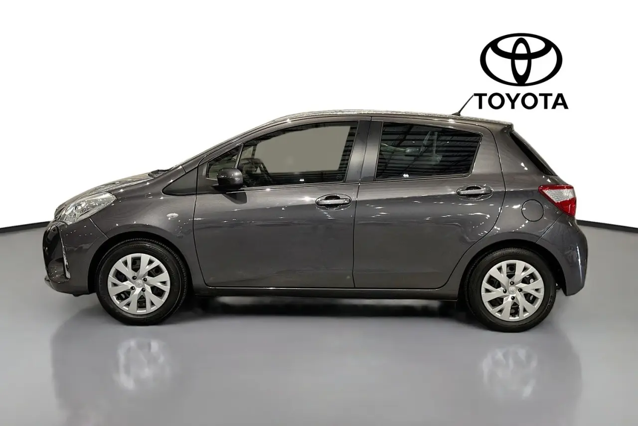 2020 Toyota Yaris Gallery Image 5