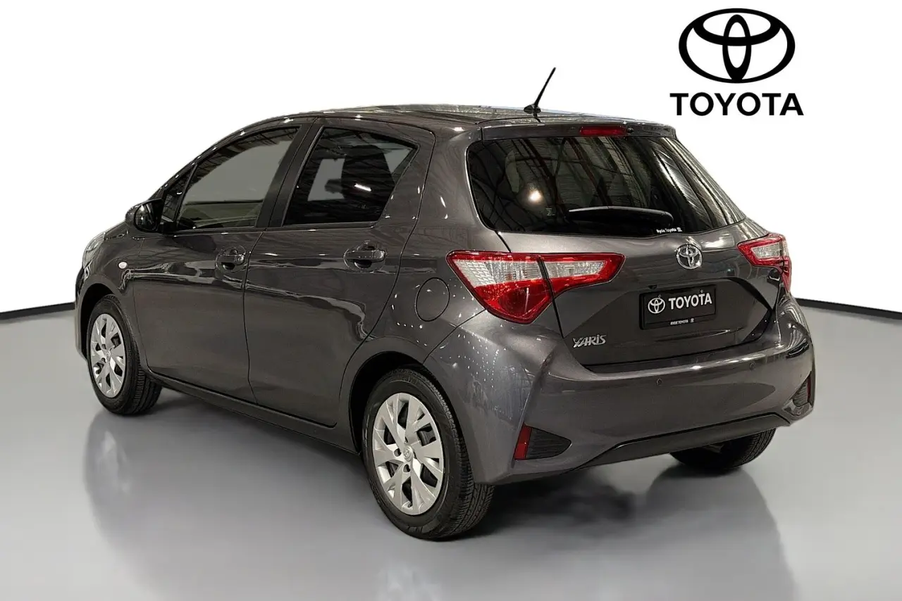 2020 Toyota Yaris Gallery Image 6