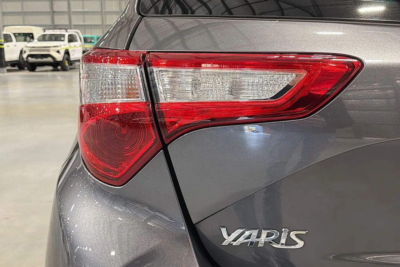 2020 Toyota Yaris Gallery Image 8