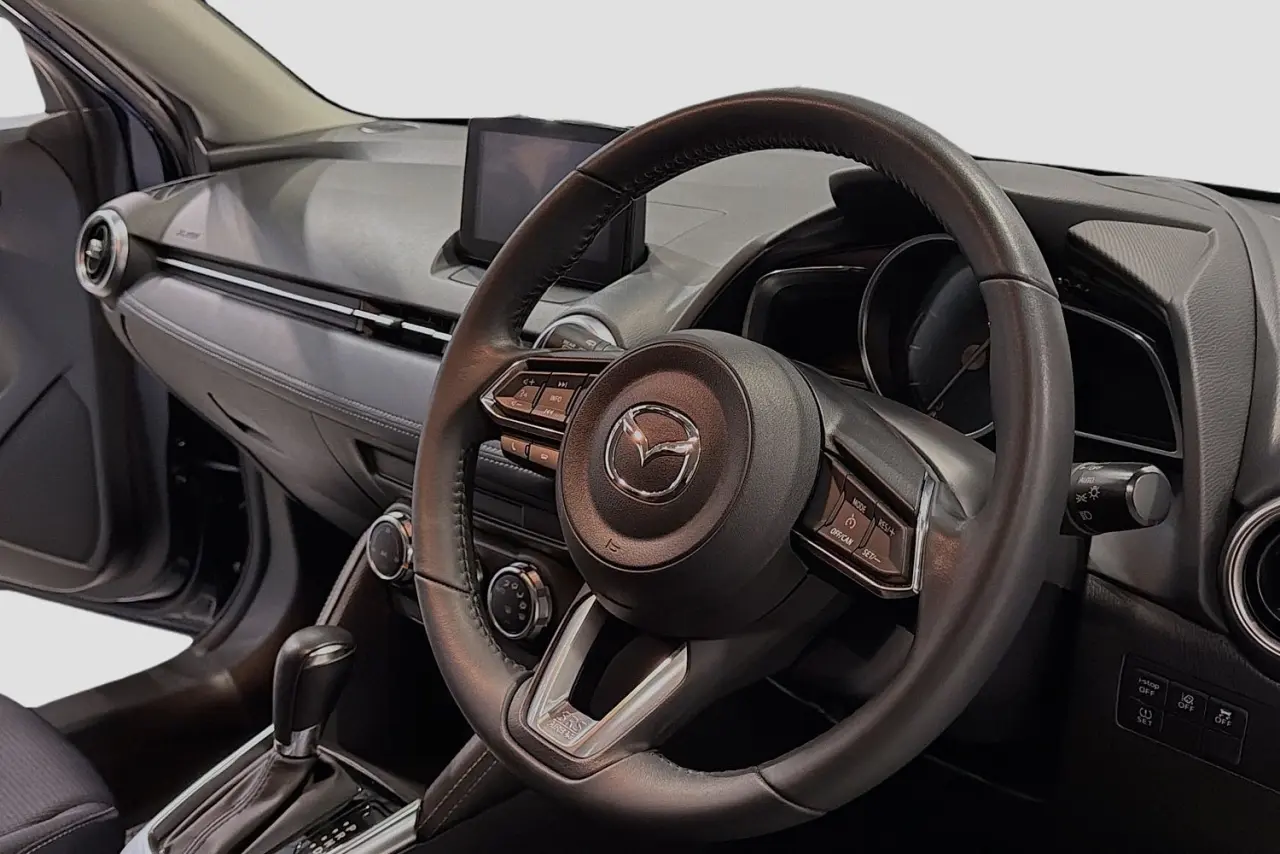 2022 Mazda 2 Gallery Image 14