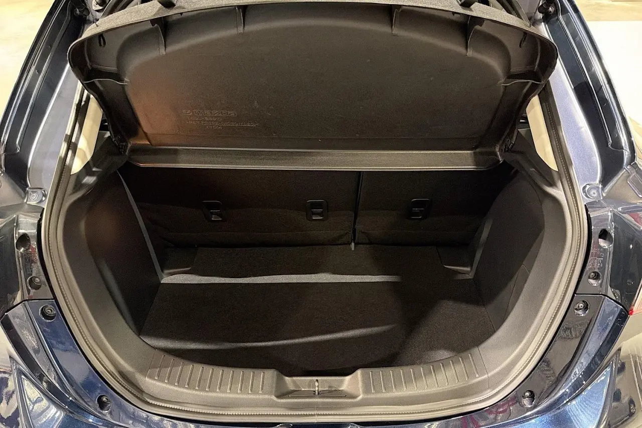2022 Mazda 2 Gallery Image 27