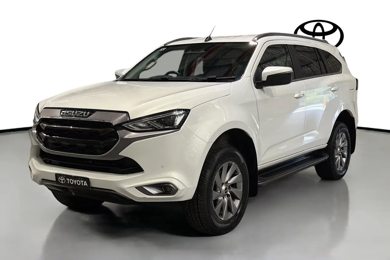 2024 Isuzu MU-X Gallery Image 4