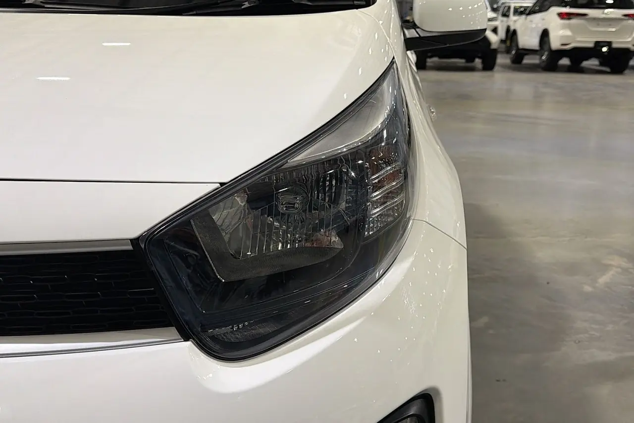 2023 Kia Picanto Gallery Image 3
