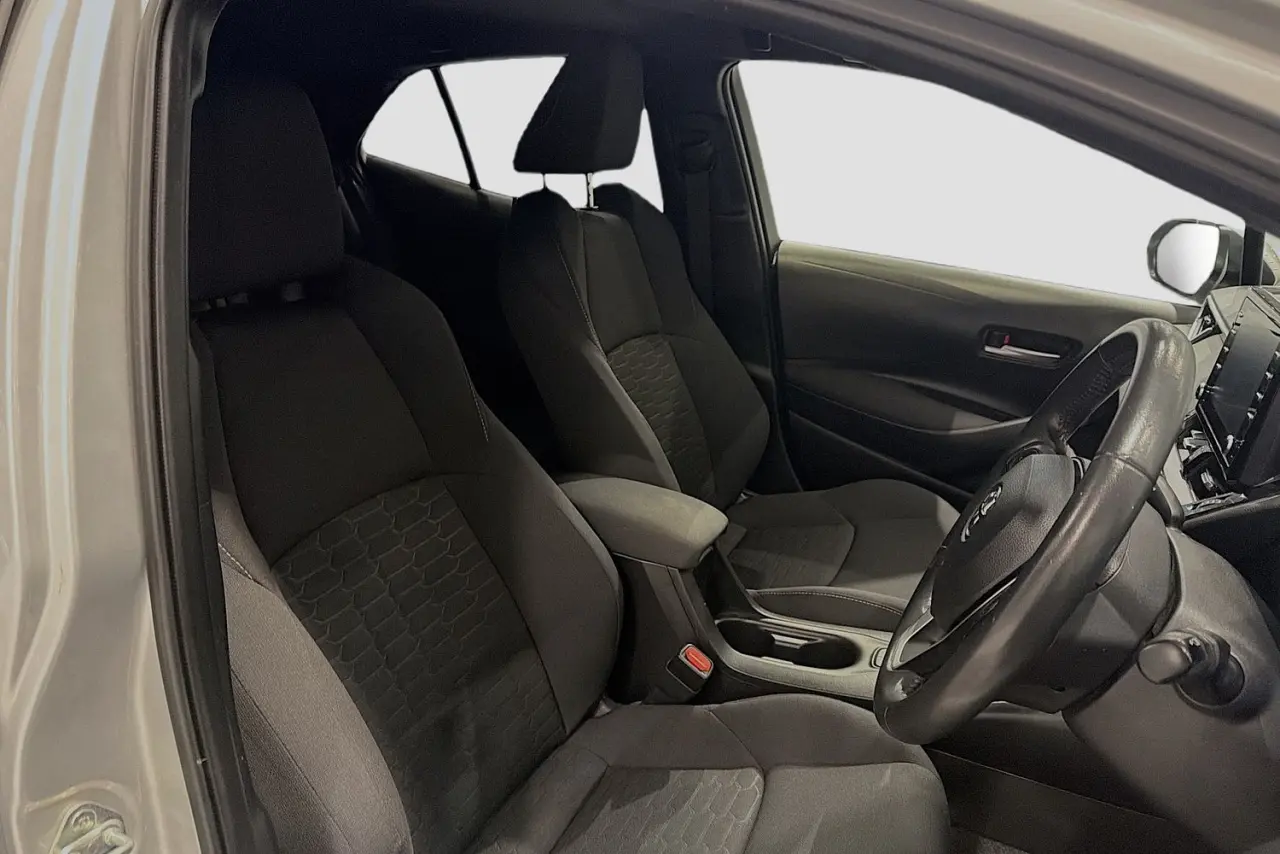 2022 Toyota Corolla Gallery Image 13