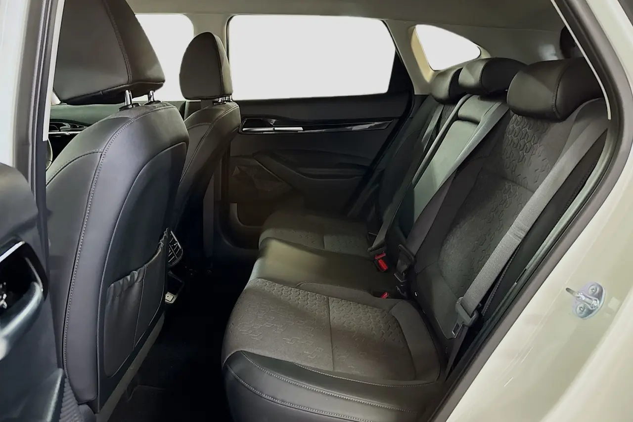 2025 Kia Seltos Gallery Image 26