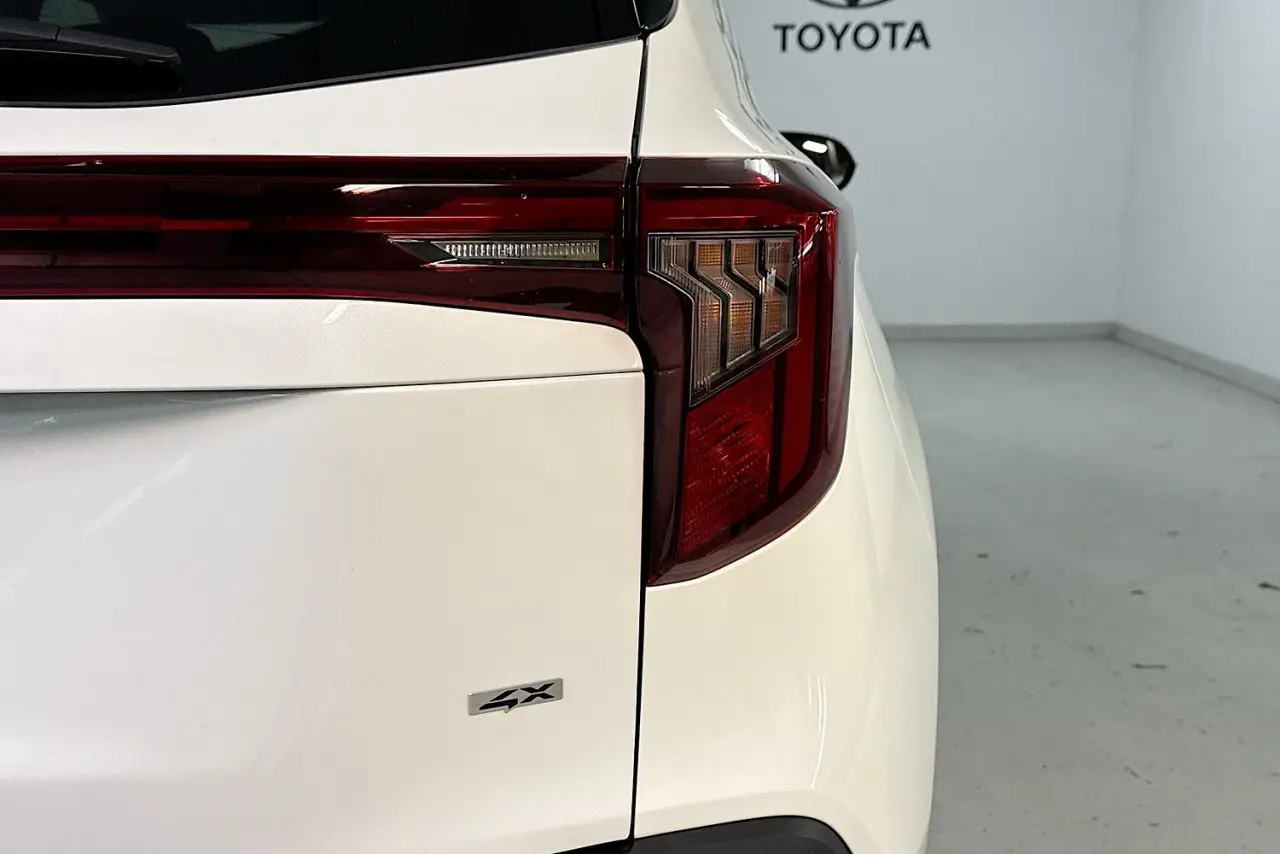 2025 Kia Seltos Gallery Image 9