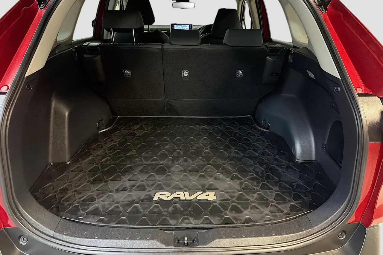 2020 Toyota RAV4 Gallery Image 27