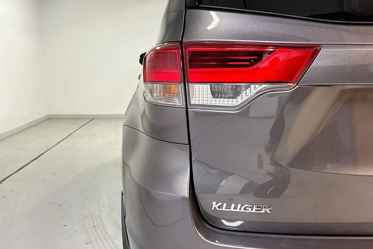 2018 Toyota Kluger Gallery Image 8