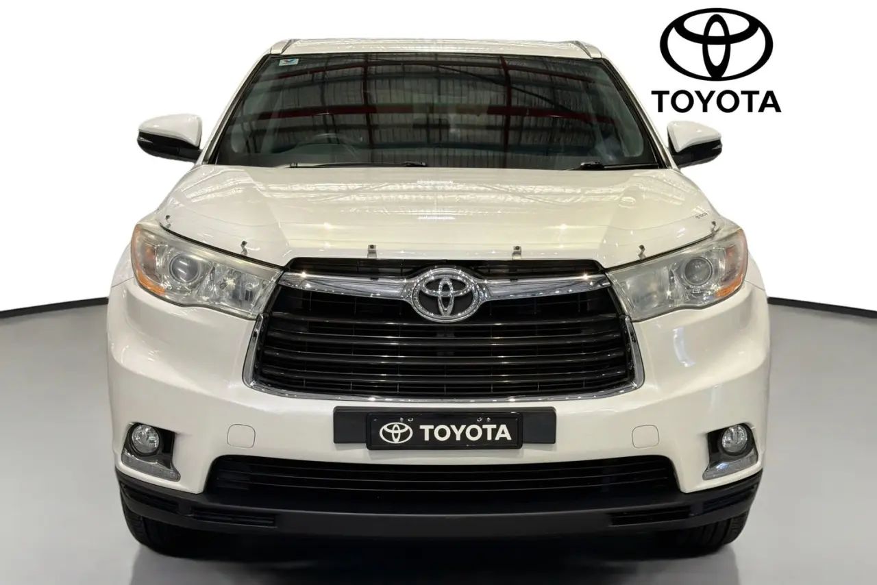 2016 Toyota Kluger Gallery Image 2
