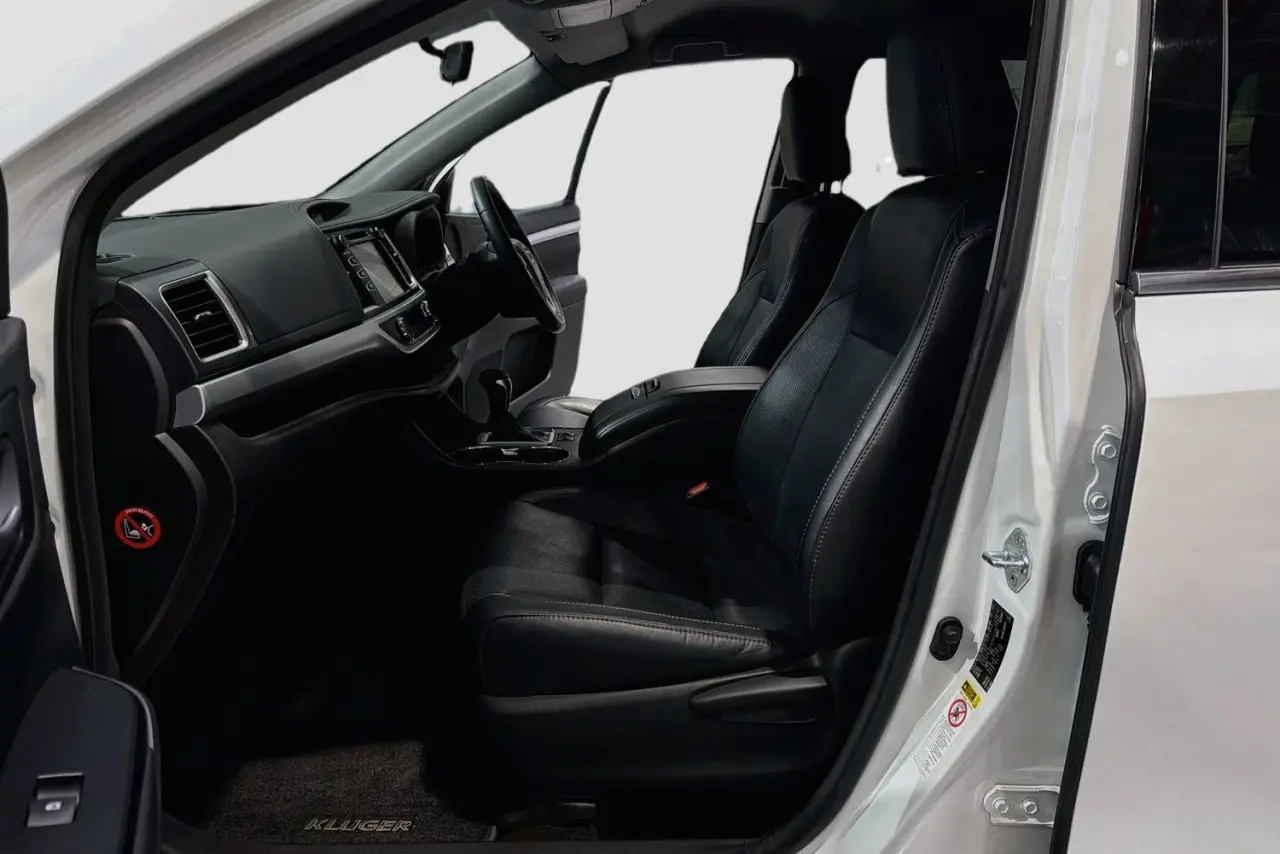 2016 Toyota Kluger Gallery Image 25