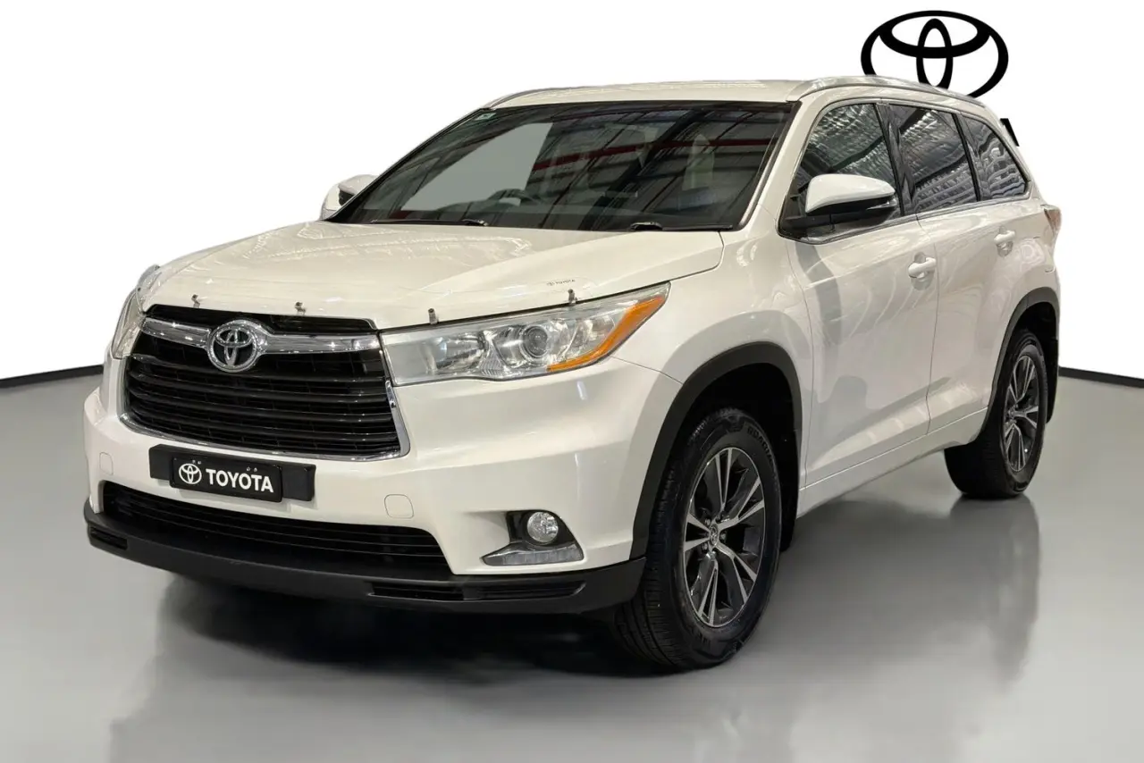 2016 Toyota Kluger Gallery Image 4