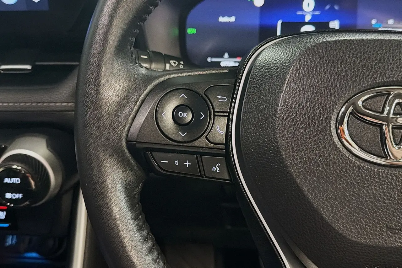 2023 Toyota RAV4 Gallery Image 19