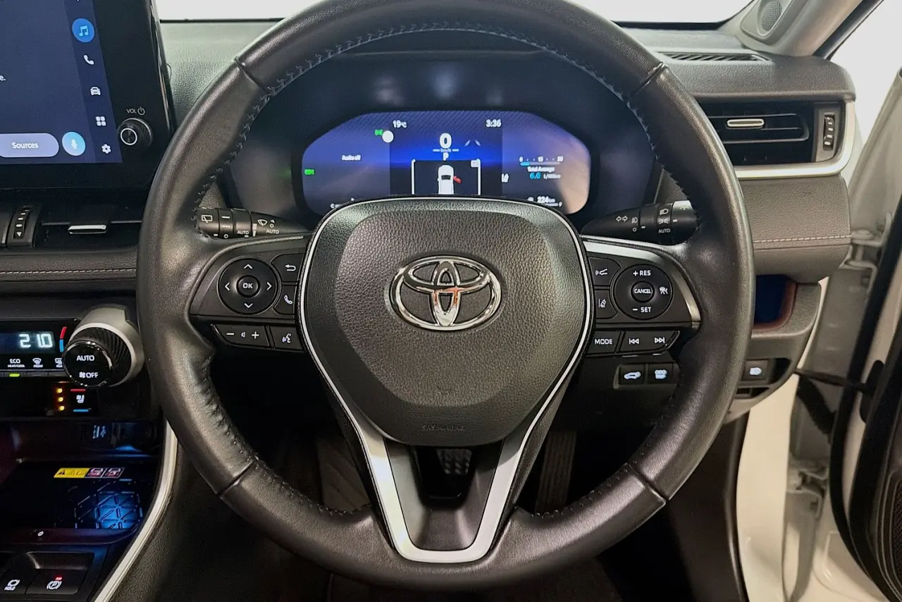 2023 Toyota RAV4 Gallery Image 21
