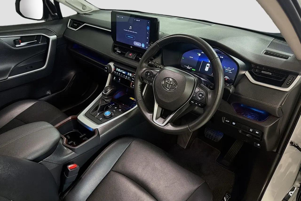 2023 Toyota RAV4 Gallery Image 23