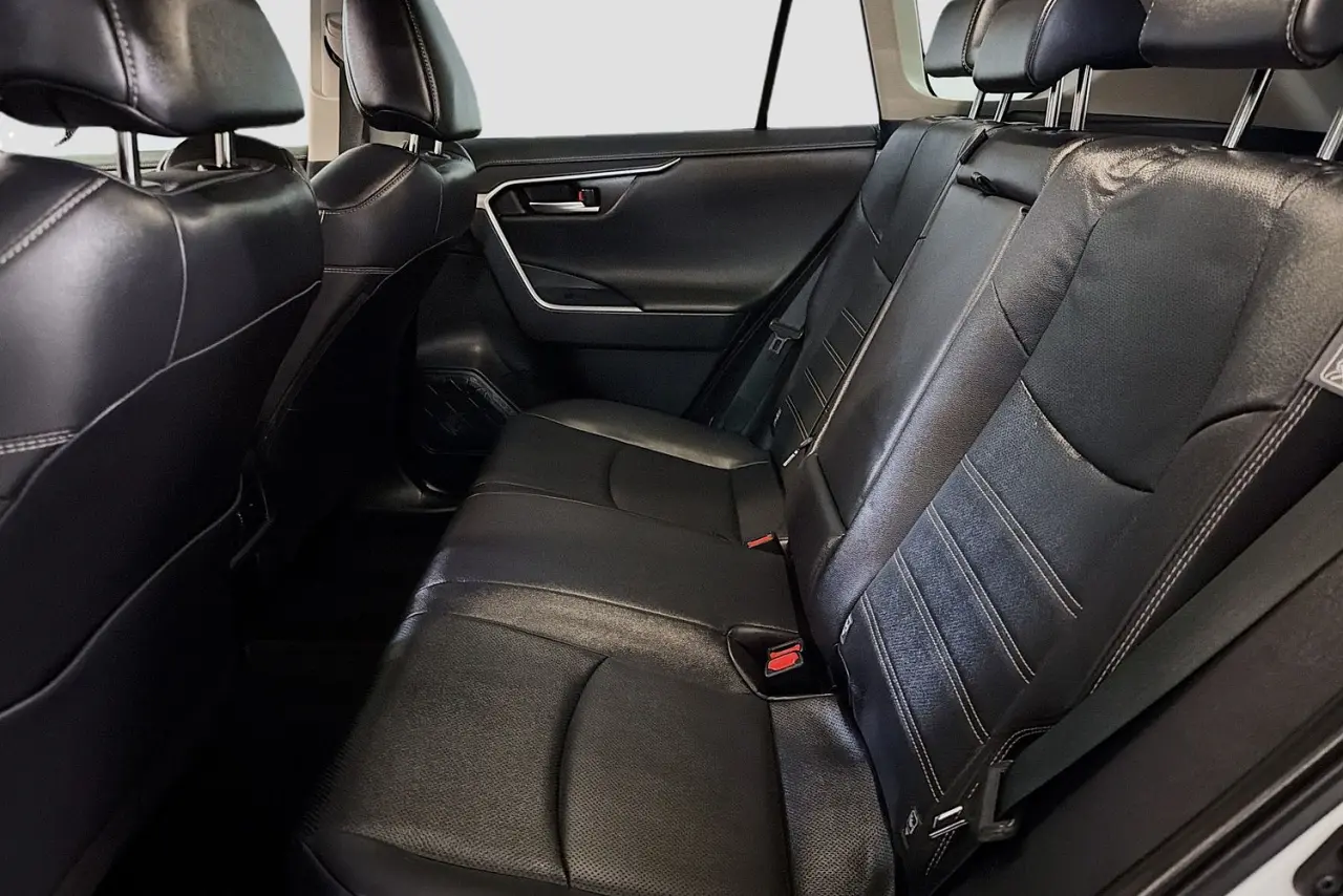 2023 Toyota RAV4 Gallery Image 26