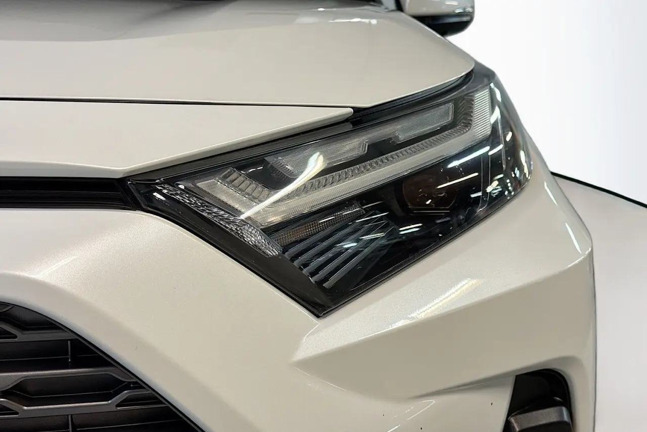 2023 Toyota RAV4 Gallery Image 3