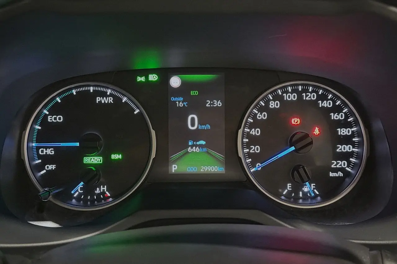 2022 Toyota RAV4 Gallery Image 15